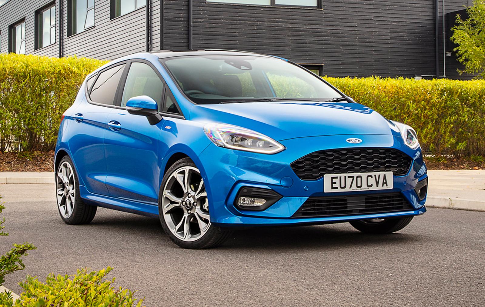 Ford Fiesta blue 