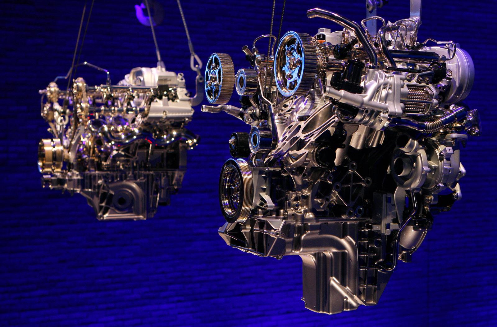 a close look at Land Rover's TDV6 diesel engine