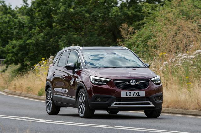 Vauxhall Crossland X driving