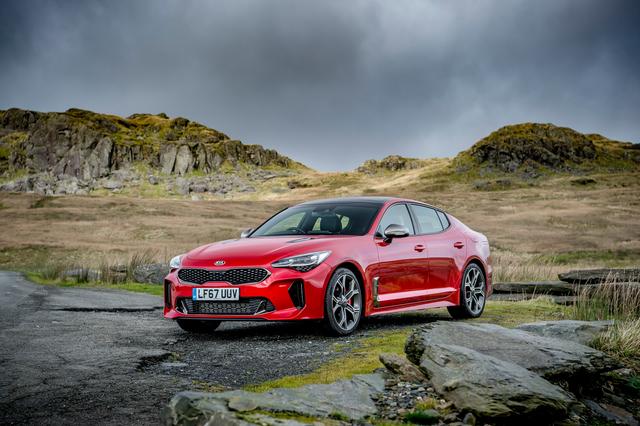 Kia Stinger front three quarters