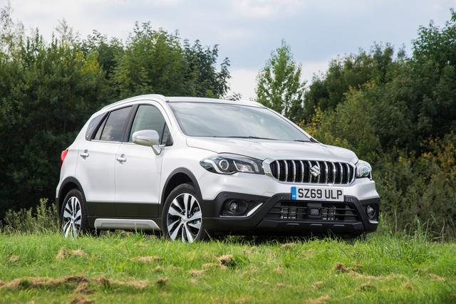 Suzuki SX4 S-Cross front three quarters