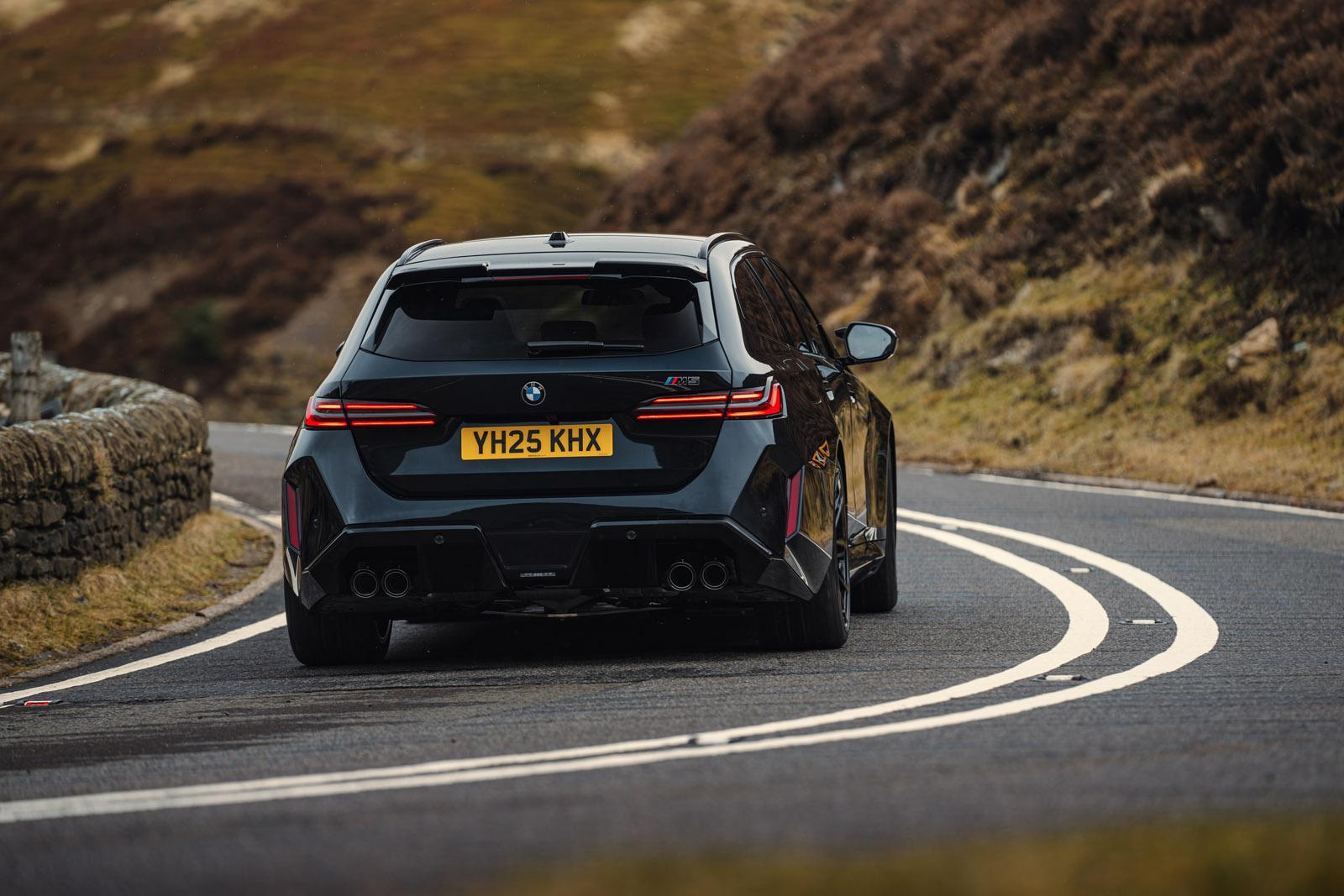 Black BMW M5 Touring (G99)