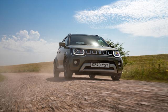 Suzuki Ignis front