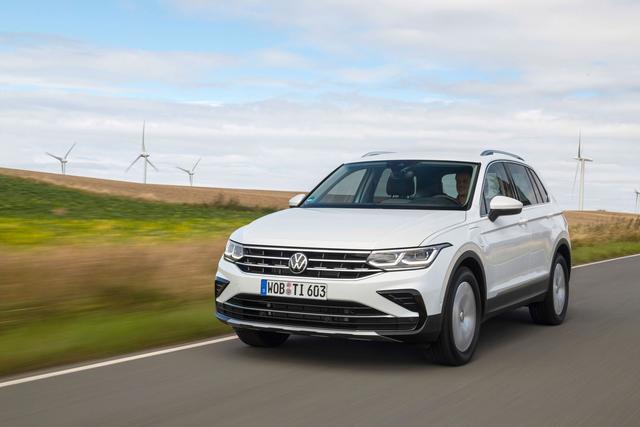 Volkswagen Tiguan front three quarters