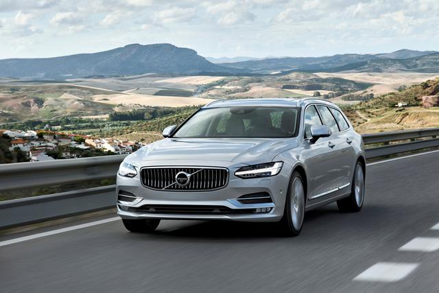 Volvo V90 driving