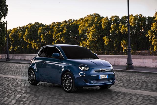 Fiat 500e exterior