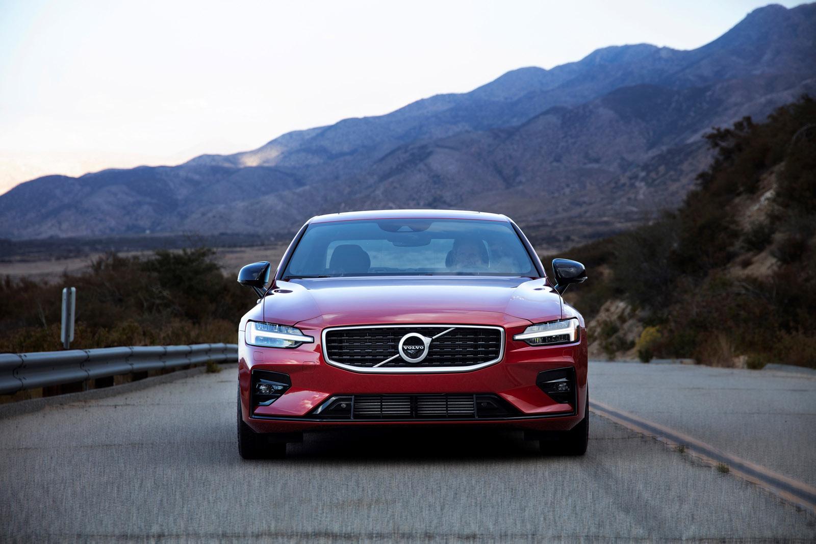 Volvo S60 exterior