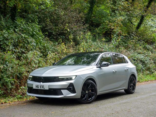 Vauxhall Astra front three quarters