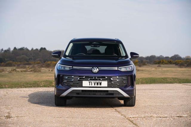 Volkswagen Tayron exterior