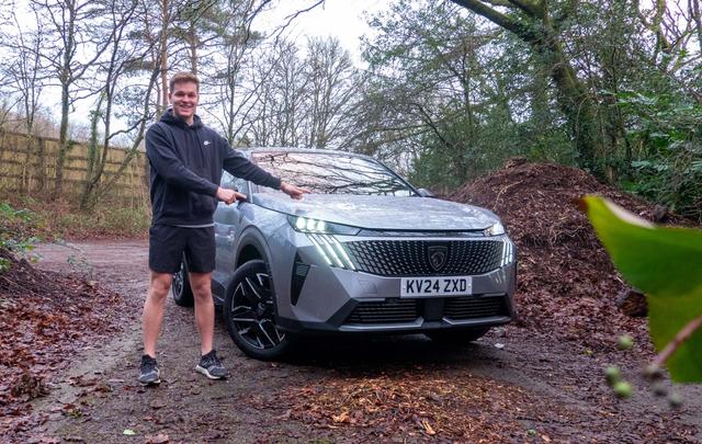 Peugeot 3008 front three quarters with Craig