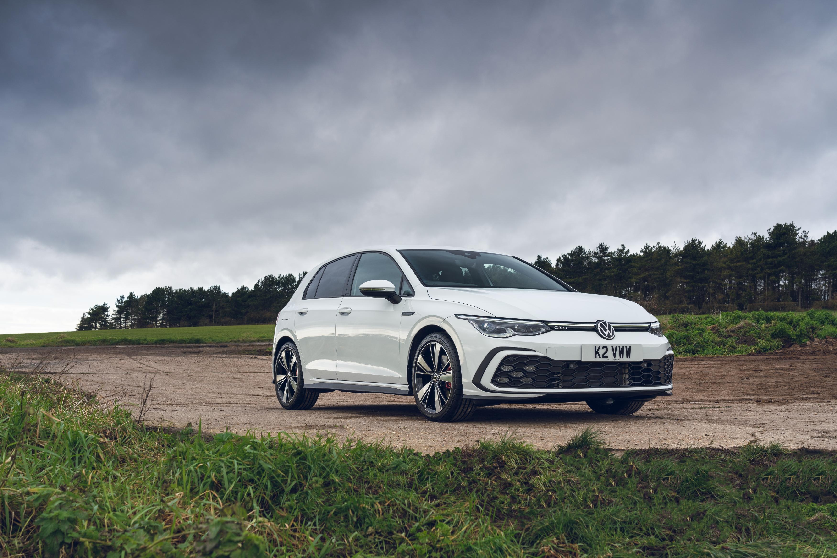 A white Golf GTD