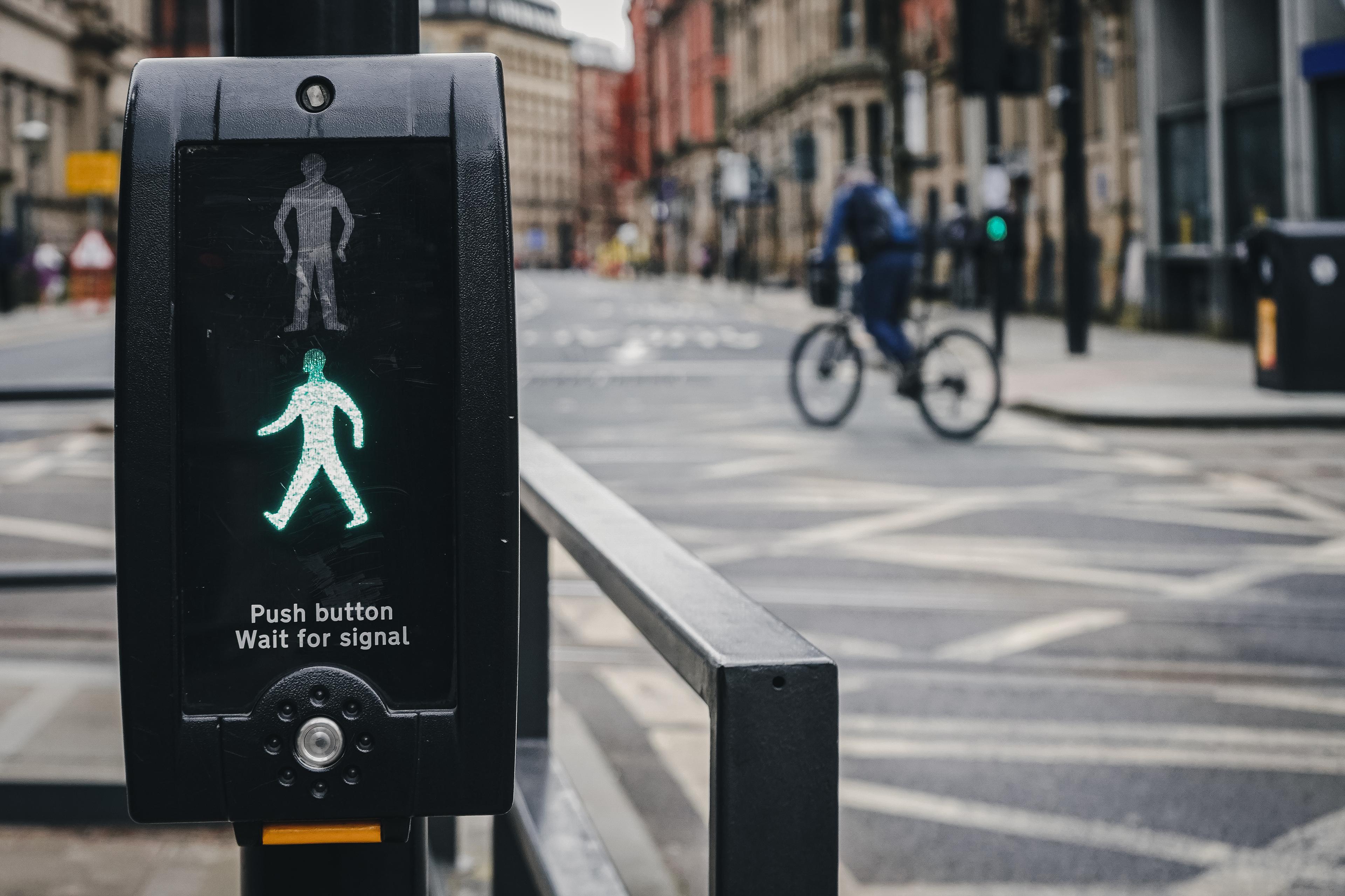 A pedestrian crossing - puffin crossing